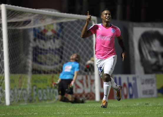 Olimpia vence al Real España y lo hunde en la tabla