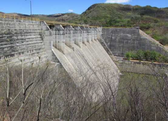 Represa Nacaome a punto de llegar al nivel mínimo para funcionar