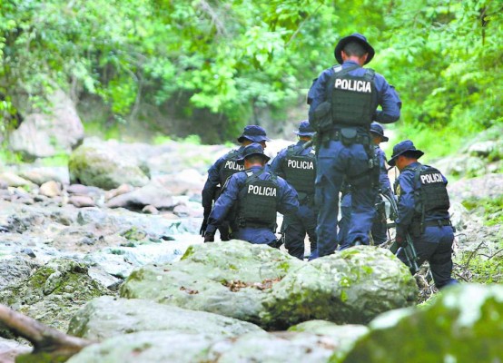 Honduras: 9 coyotes y 103 niños interceptados en menos de un mes