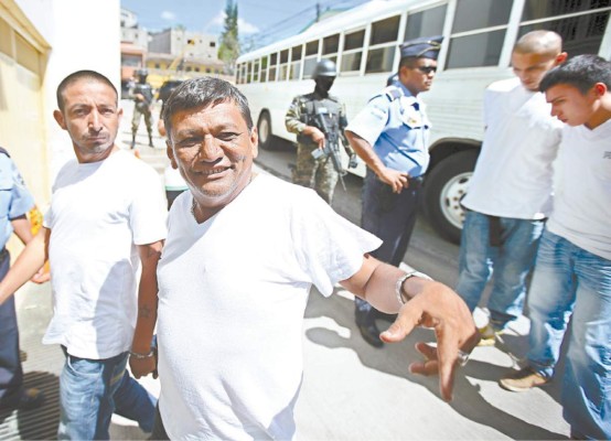 Honduras: Unos 63 millones al año obtenía la banda de 'coyotes'