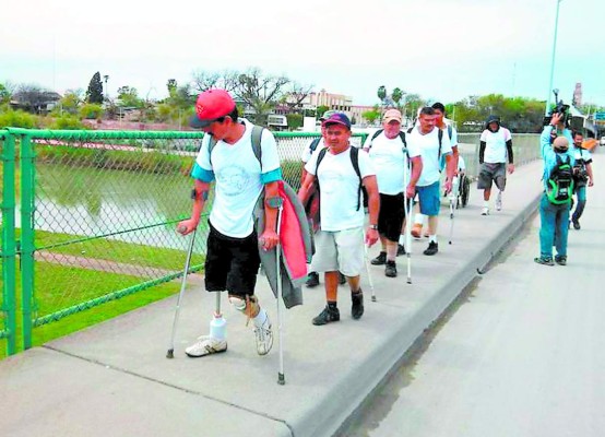 Trece hondureños mutilados están detenidos en Texas
