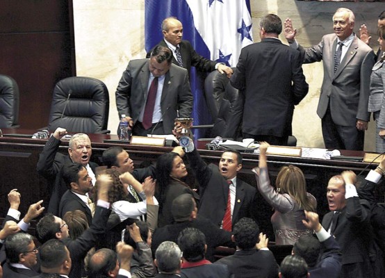 Honduras: Bancada de Libre es anárquica, sin cohesión y sin agenda
