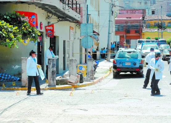 Analizan video en que se observa crimen de abogada Mirian del Cid