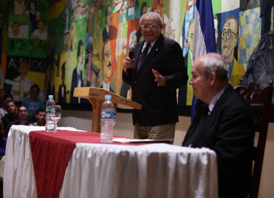 Conferencia sobre el quijote con segisfredo