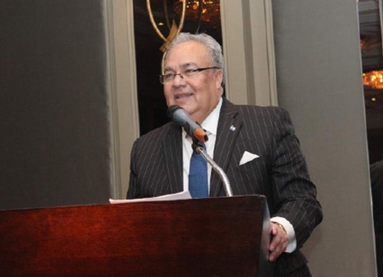 Hondureño preside el Consejo Internacional del Café