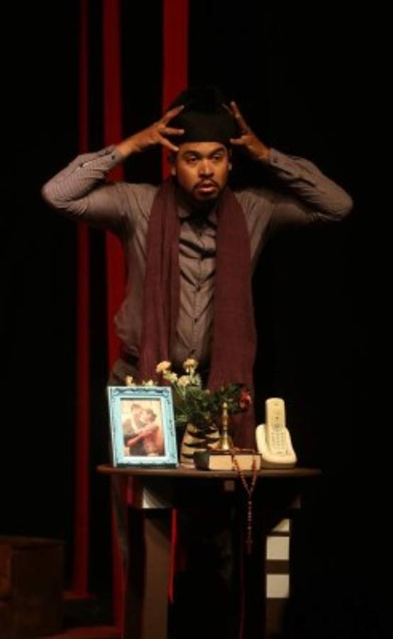 El cambio de roles cobra lugar en 'El cepillo de dientes”