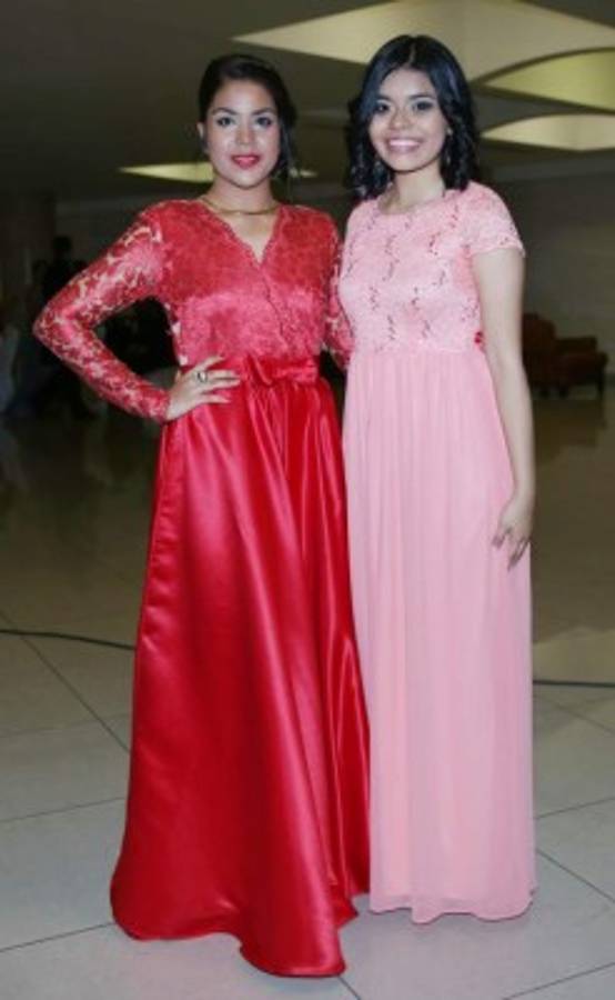 Seniors de la Shadai School celebraron la culminación de sus estudios de secundaria