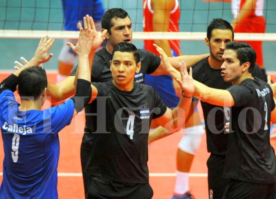 Honduras ganó el clásico centroamericano en el continental del volibol