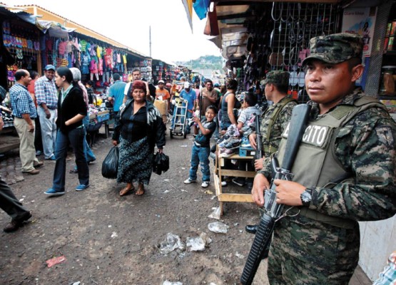 FNA: Pide a locatarios no ser presa de la extorsión