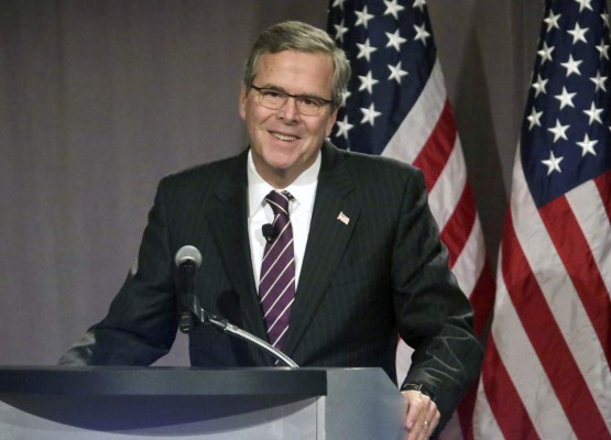 Jeb Bush cuestiona acercamiento con Cuba