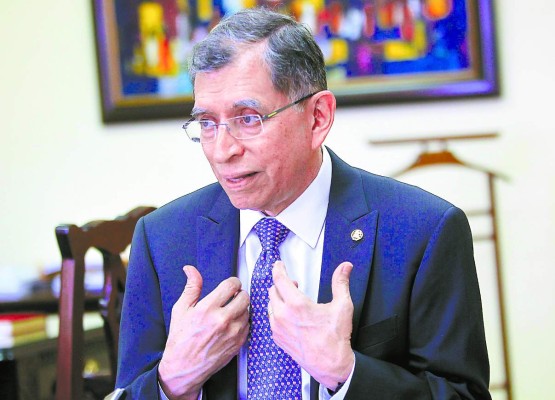 Las cámaras podrían buscar un acuerdo migratorio, según excanciller hondureño Carlos López Contreras