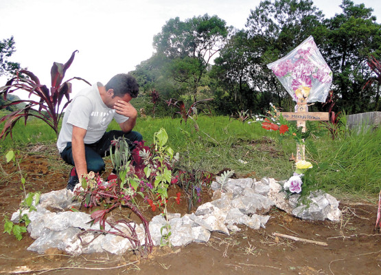 Indagan caso de bebé que murió por asfixia