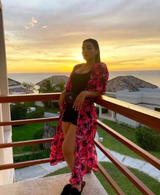 FOTOS: Emilio Izaguirre y su esposa cautivan con sensuales fotos durante sus vacaciones en Roatán