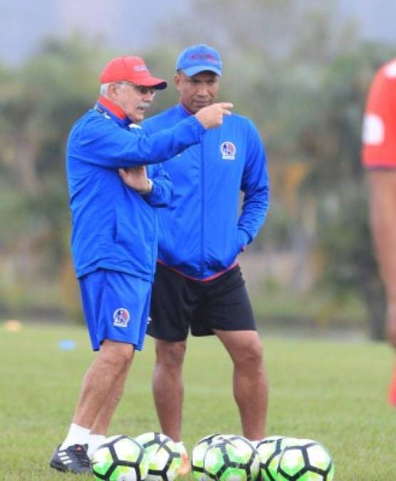 Tensión y regaños en entrenamiento de Olimpia este martes