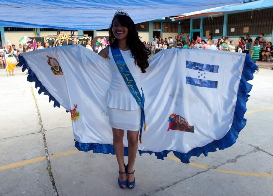 Hermosas embajadoras de la identidad nacional