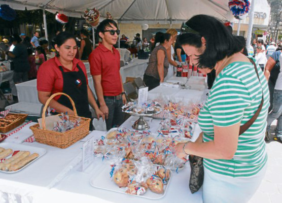 Francia celebró su fiesta popular en el corazón de Tegucigalpa