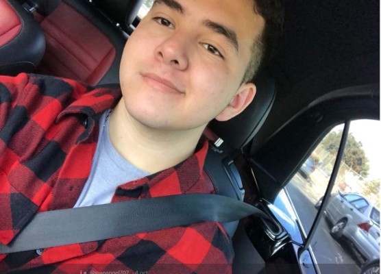 ¿Hijo menor de Jenny Rivera sale del clóset?