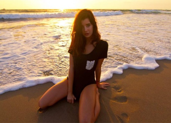 Publican la primera portada de la revista Playboy sin desnudos