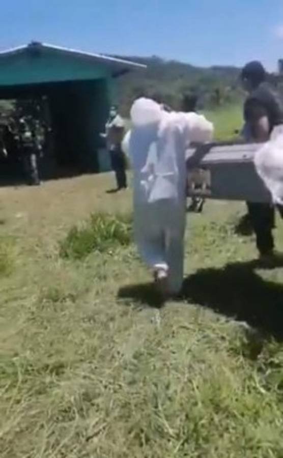 Entregan ataúd vacío a familiares en morgue del Hospital Escuela