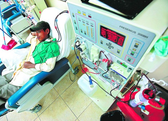 Unas 4,000 personas sufren insuficiencia renal en el país