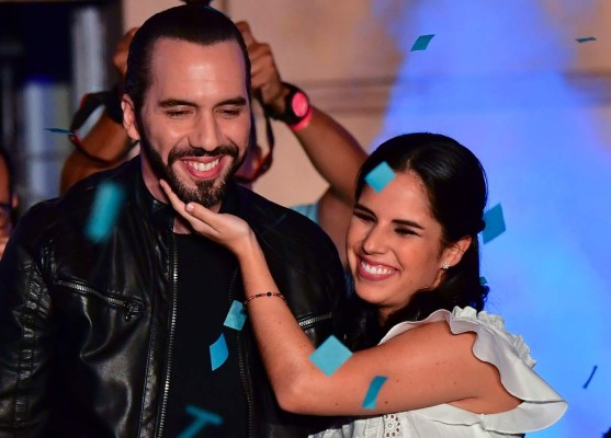 Ella es Gabriela Rodríguez, la esposa del presidente electo de El Salvador Nayib Bukele