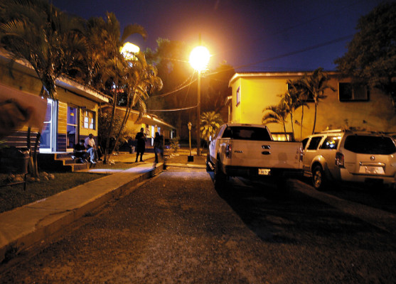 En el hospital Escuela capturan a expolicía y a guardia por extorsión