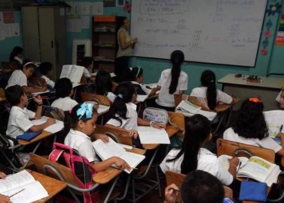 Con tareas en casa estudiantes podrán aprobar el año lectivo