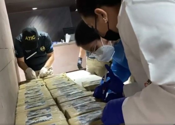 ¿Qué significa la imagen de un águila en la presunta droga hallada al alcalde de Roatán?