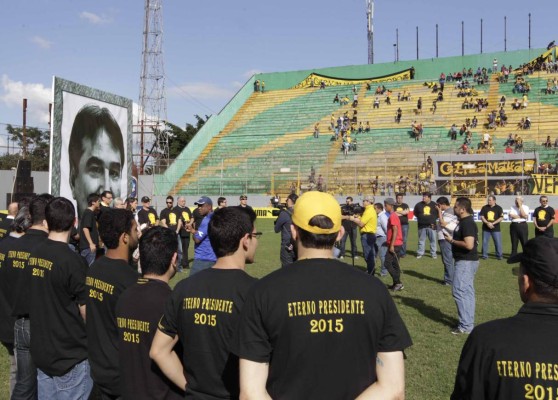 Real España y Marathón rinden homnaje a Mario Verdial