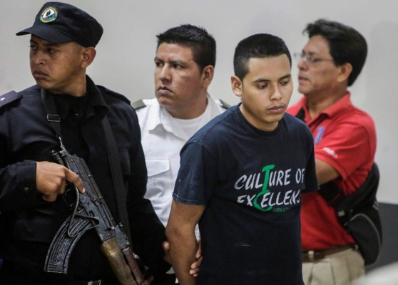 Condenan a 30 años a pastor y adeptos por quemar a mujer en Nicaragua