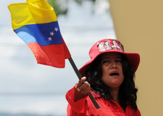 Zelayistas celebran triunfo de Hugo Chávez