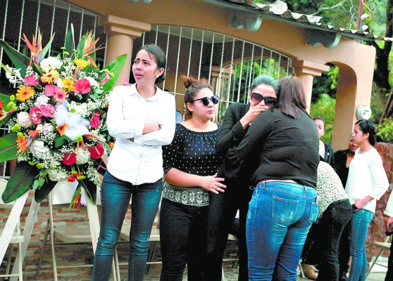 Amarga y solemne despedida para el soñador piloto de Sabanagrande