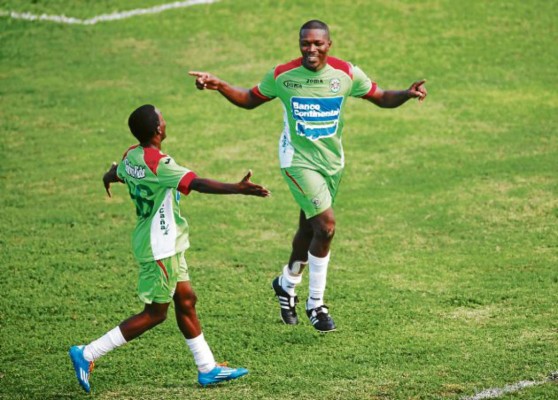 Marathón vence 2-0 a Victoria