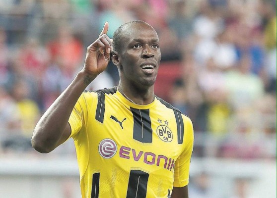 Usain Bolt podría jugar con Borussia Dortmund de Alemania. Antes lo intentó con el Manchester United, el equipo de sus amores.