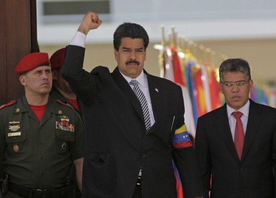 Maduro promete lealtad a Chávez 'más allá de la muerte'