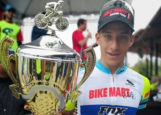 El hondureño Luis Enrique López ganó este domingo la Octava Vuelta Ciclística de EL HERALDO. Foto: EL HERALDO
