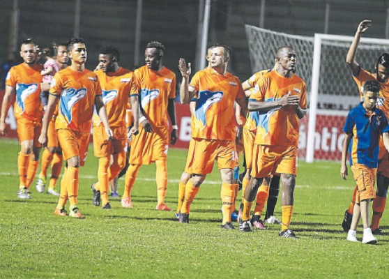 Los Pedagógicos reciben esta noche (7:00 PM) al Vida en el Estadio Nacional &nbsp;&nbsp;