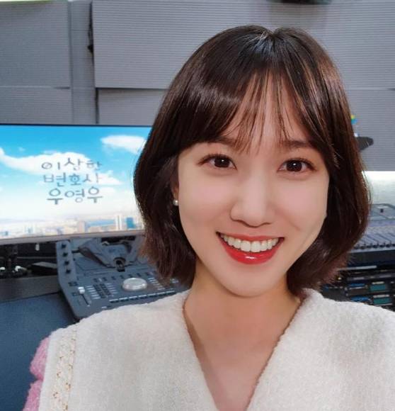 ¿Quién es Park Eun-bin, la actriz que interpreta a la abogada Woo en la serie de Netflix?