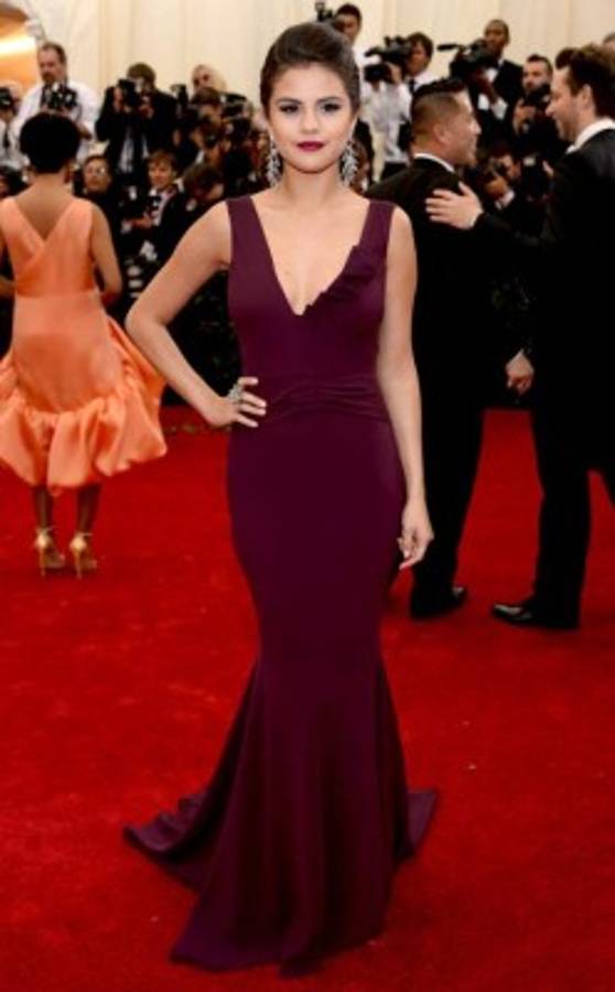 Jennifer López elige a Selena como su sucesora