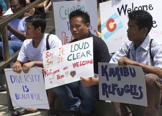 Demandan al gobierno de EEUU por negar asilo en fronteras