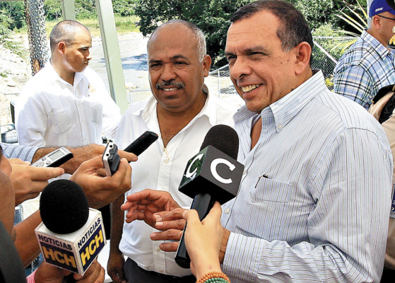 Lobo pide a Santos medir sus palabras