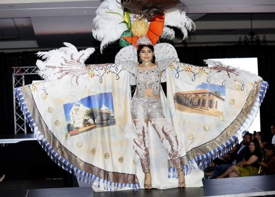Daniela Mejía es la dueña de la corona Señorita Ferisur 2018
