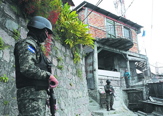 Unos 200 efectivos de la PMOP han sido depurados en más de tres años