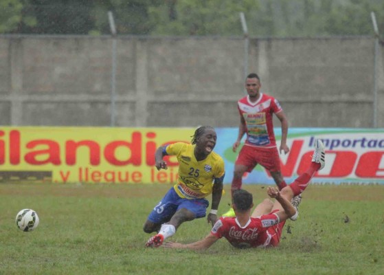 Real Sociedad y Victoria empataron a uno