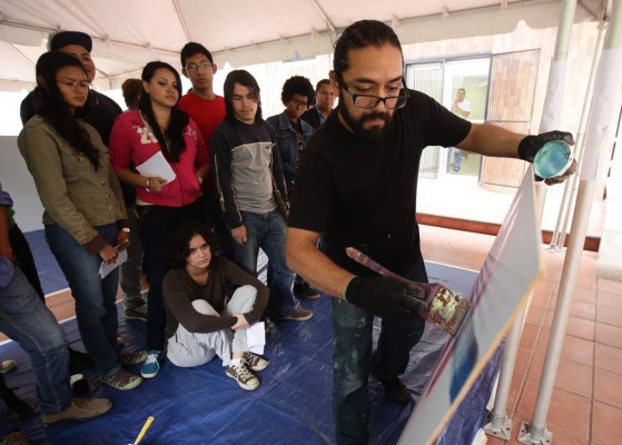 Isaías Crow de nuevo deja su marca en Honduras