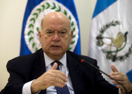 Guatemala y Belice piden ayuda para superar conflicto territorial