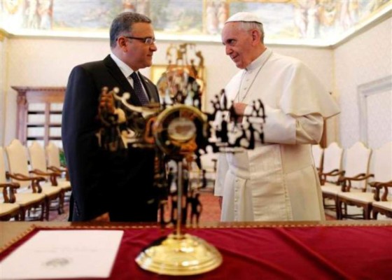 Preparan santificación del arzobispo Romero