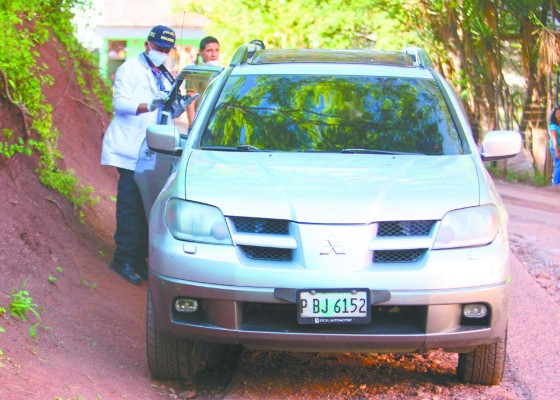 Hallan cadáver en el carro del médico asesinado