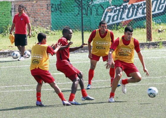 Necaxa ya se instaló en Choluteca y espera a Olimpia