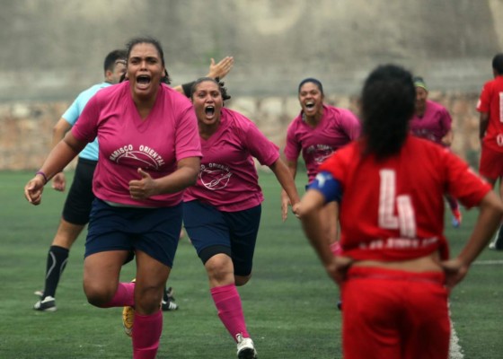 ¡Montecarlo se coronó campeón del fútbol femenino!